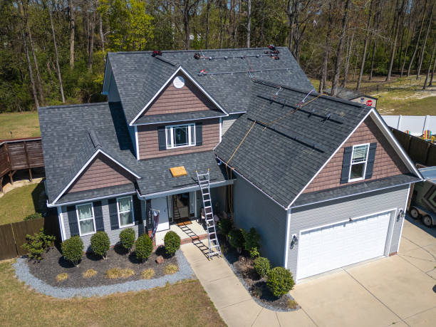 Best Roofing for New Construction  in Le Claire, IA